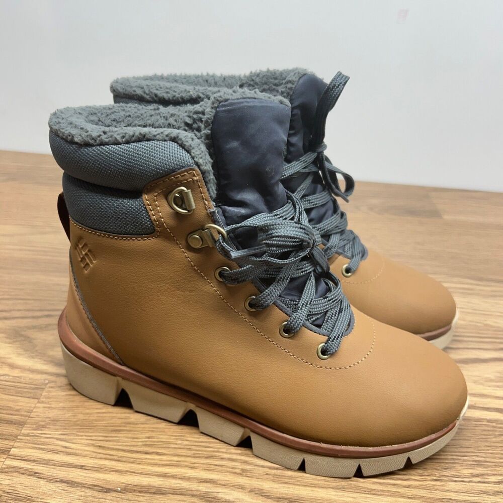 Columbia Keetley Shorty‎ Waterproof Omni-heat Hiking Boots - Women's Size 5
